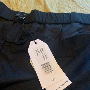 Universal Standard Linen 4X pants, New.